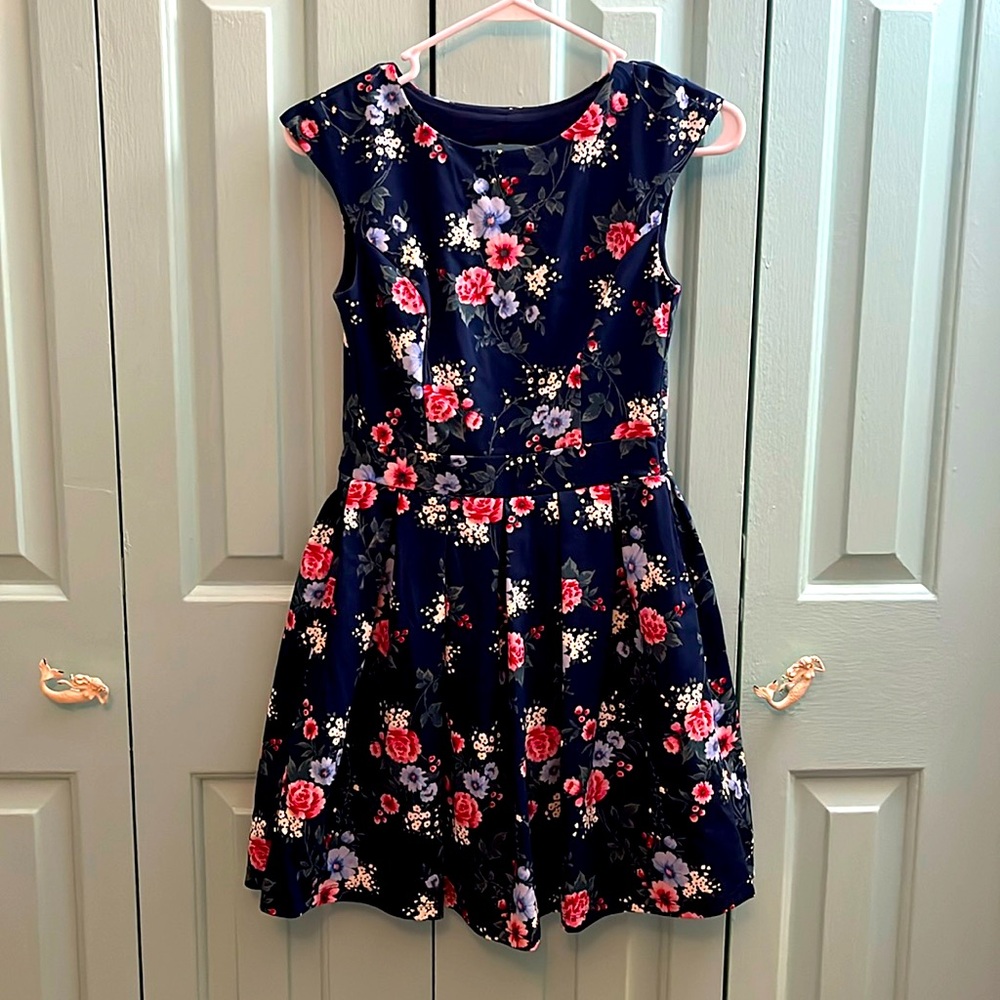 Floral Dress with Pockets